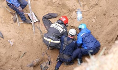 Павлодарда топырақ опырылып, екі адам қаза тапты