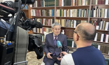 Павлодарлық жазушы тарихи жетістігі туралы әңгімеледі