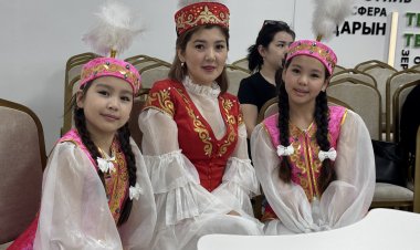 Павлодарда отбасылар бірлік пен дәстүрді дәріптеуден бақ сынасты