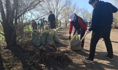 «Таза Қазақстан»: Павлодарда тоғыз мың тоннадан астам қоқыс шығарылды