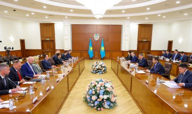 Олжас Бектенов провел встречу с мировыми производителями сельхозтехники