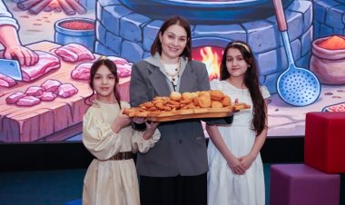Баурсаки, борщ и пита: в Павлодаре расстелили дастархан дружбы