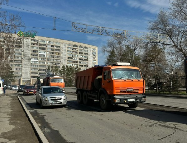 Павлодарда 22 көшеде жол жөндеу жұмыстары жүргізілуде