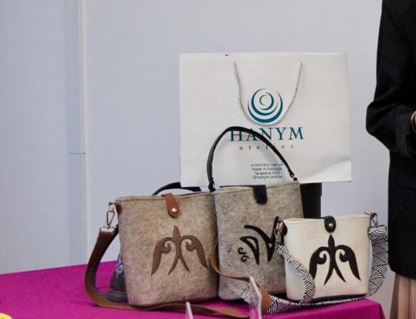 Этноизделия павлодарского дизайнера становятся популярными подарками за рубежом