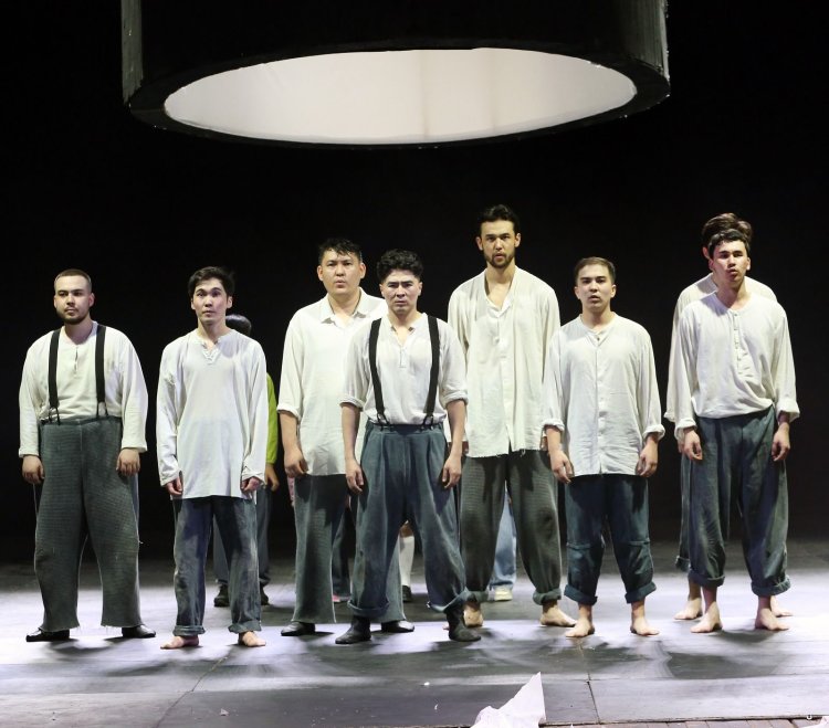 Павлодардағы қазақ театры - Жетісу жерінде