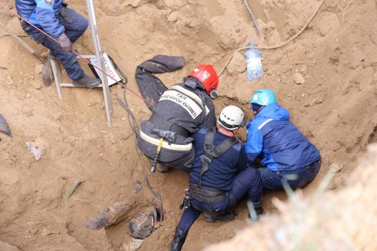 Павлодарда топырақ опырылып, екі адам қаза тапты