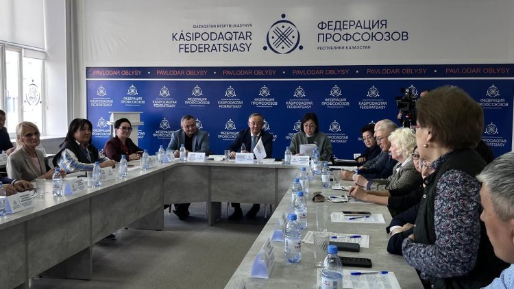 Павлодарда еңбек қауіпсіздігі мен жалақы мәселесі талқыланды