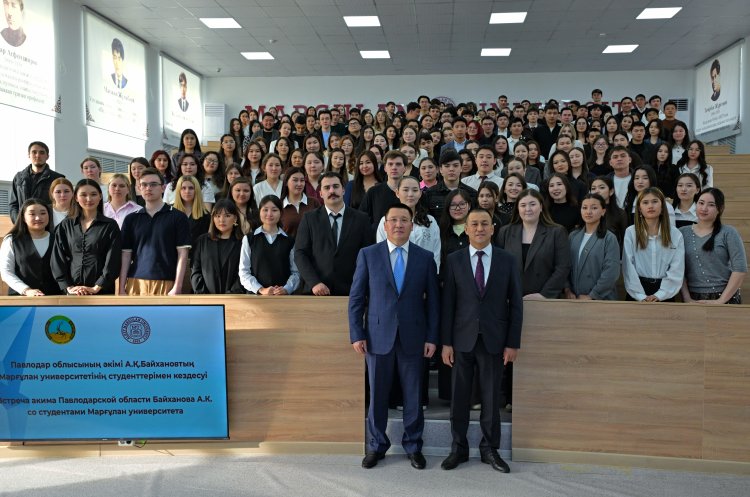 Асайын Байханов Павлодар педагогикалық университетінде жастармен кездесті