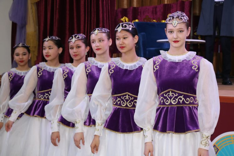 Традиции и музыка: жители Павлодарского района показали свои таланты