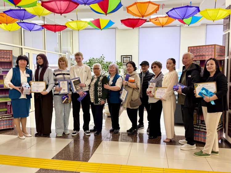 Кітапқа құштар павлодарлықтар жеке мұрағаттарын көптомдық кітаптармен толықтырды