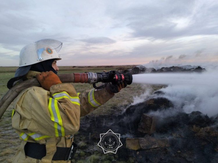 Павлодар облысында қоқыс полигонында өрт шықты