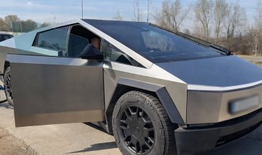 Павлодарские дачники на Tesla умилили пользователей сети (видео)