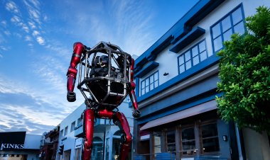 В Китае Unitree Robotics выпустила пилотируемого робота-трансформера