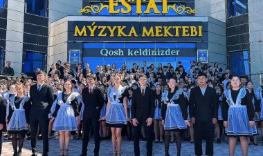 Более пяти тысяч выпускников Павлодарской области исполнили «Ақ бантик»