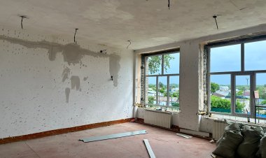 В Теренколе продолжается масштабный ремонт школы