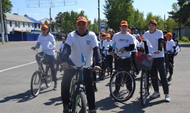«Біз заңды қолдаймыз!»: Железиндік жастар велошеруде бас қосты