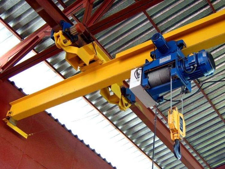 Павлодарская компания изготовила более 20 кранов для японского завода Komatsu
