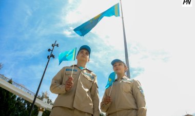 Молодежь Павлодара выразила уважение к государственным символам Казахстана