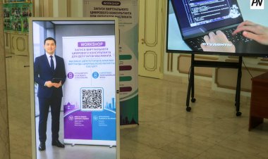 В Павлодаре создали карманный справочник-консультант для депутатов