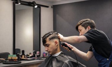 Павлодарский мастер помогает студентам начать карьеру в профессии
