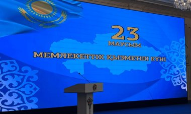 Павлодарда мемлекеттік қызметшілер күніне орай үздіктер марапатталды