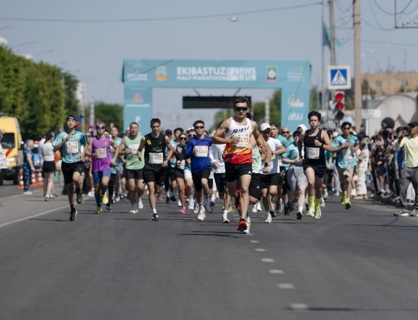 RWS RUN: индустриальный Экибастуз объединил бегунов со всего Казахстана