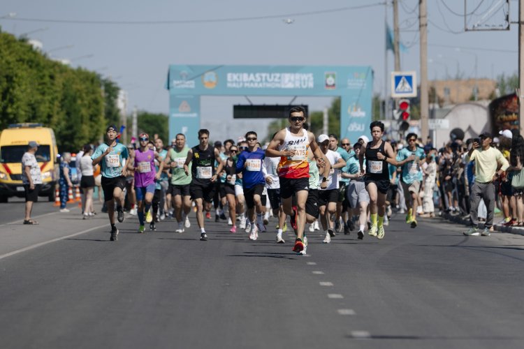 RWS RUN: индустриальный Экибастуз объединил бегунов со всего Казахстана