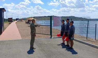 В Баянауле спасатели эвакуировали с озера семь человек