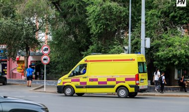 Стало известно состояние ребёнка, выпавшего в Павлодаре из окна