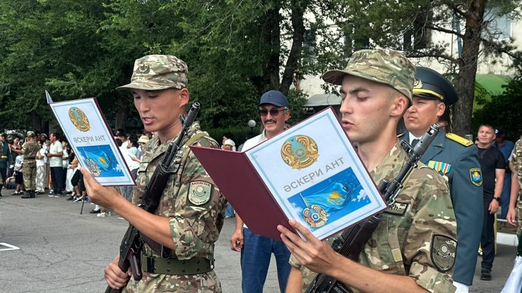 Павлодарда 200-ге жуық Ұлттық ұлан сарбазы әскери ант қабылдады