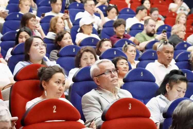 Жизнь среди волков и подвиг при паводках: что показали на кинолектории в Павлодаре
