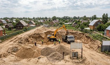 «Таза Қазақстан»: Павлодарда құмды заңсыз өндіргендердің ісі әшкере болды