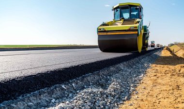 В Павлодарской области обновляют подъездные дороги к селам