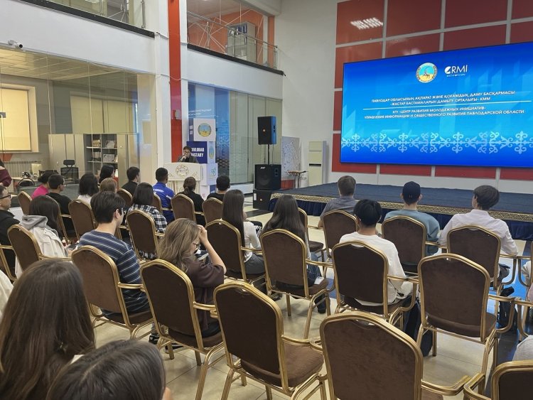 Tomorrow.Fest в Павлодаре: знакомство с миром IT, AI и стартапов