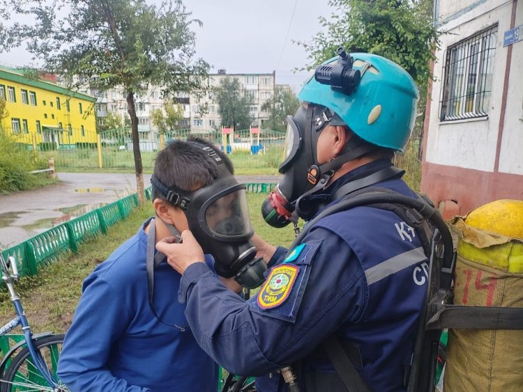 Екібастұзда пәтердегі өткір иістен жасөспірімдерді құтқаруға тура келді