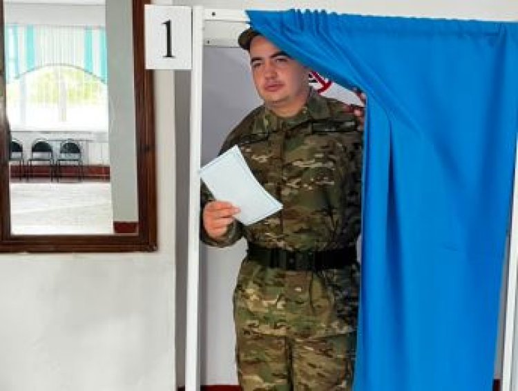 Павлодарда Ұлттық ұлан сарбазы туған күнінде Құрылтай сайлауында дауыс берді