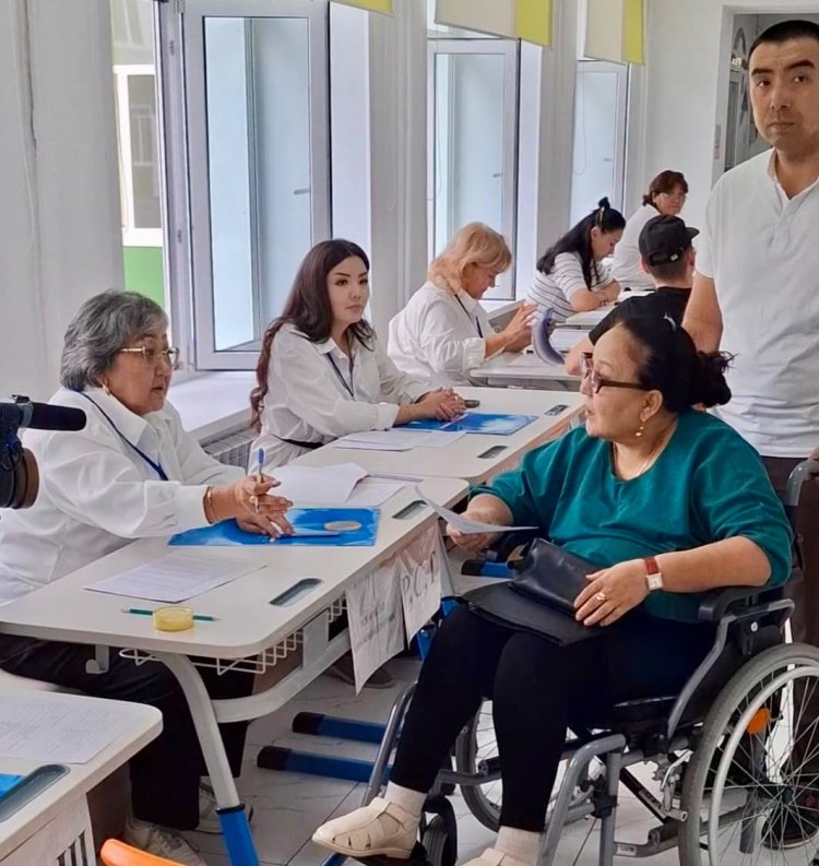 Павлодарлық мүмкіндігі шектеулі ұстаз өз таңдауын жасады