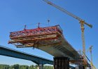 Две стороны нового моста через Иртыш соединят в октябре