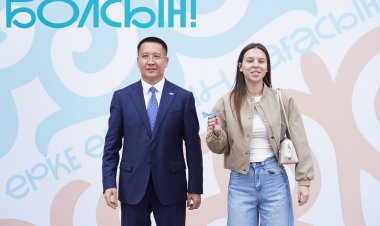 Долгожданная радость: павлодарские очередники получили ключи от новых квартир