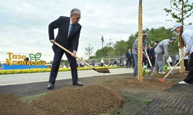 Президент «Таза Қазақстан» республикалық экологиялық акциясына қатысты