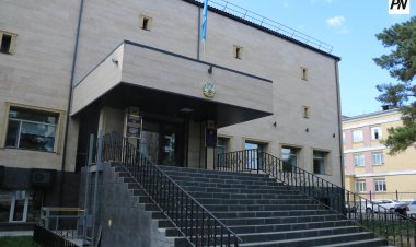 Школьников впустили в главное хранилище истории Павлодарской области