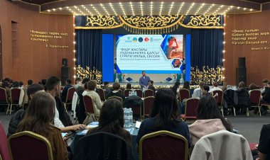 Павлодарда лудомания: Смартфондағы бәс қандай қауіп тудырады?