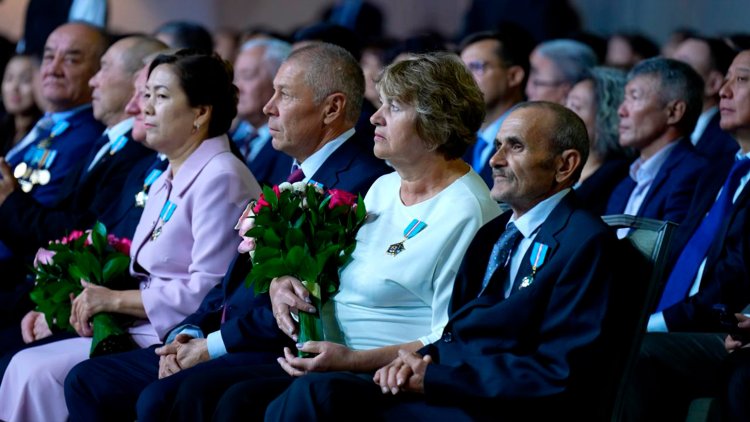 Еңбек күні қарсаңында екі павлодарлық мемлекеттік награда алды