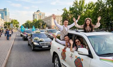 Павлодардағы той кортежінің соңы айыппұлмен аяқталды