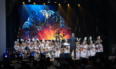 Павлодарда ұлттық музыка мен әлемдік хиттер бір сахнада шырқалады