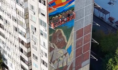 Павлодарда Ұлы даланың мыңжылдық тарихы қабырғаға бейнеленеді