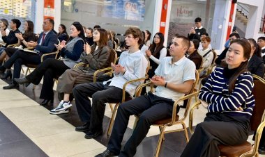 Павлодарских студентов наградили за антикоррупционные мысли