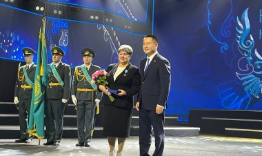 В Павлодаре ко Дню Республики вручили государственные награды