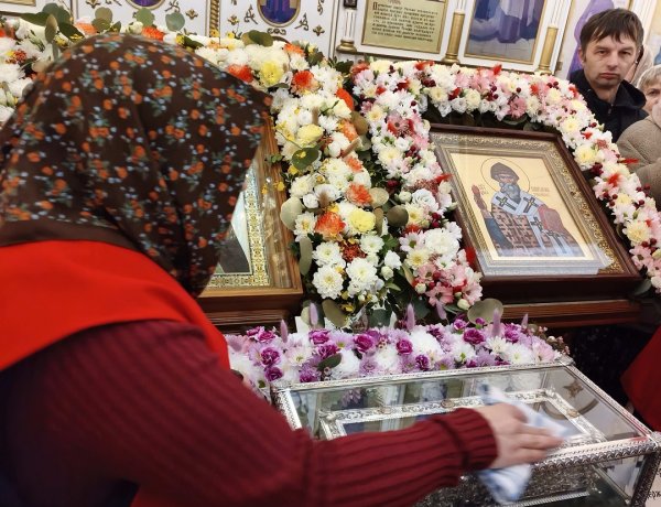 С греческого острова в Павлодар доставили великую святыню
