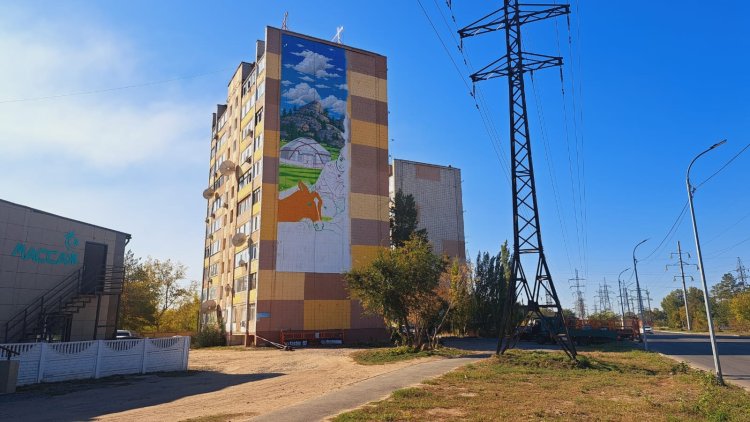Павлодарскую многоэтажку украсит мурал с казахской Джульеттой